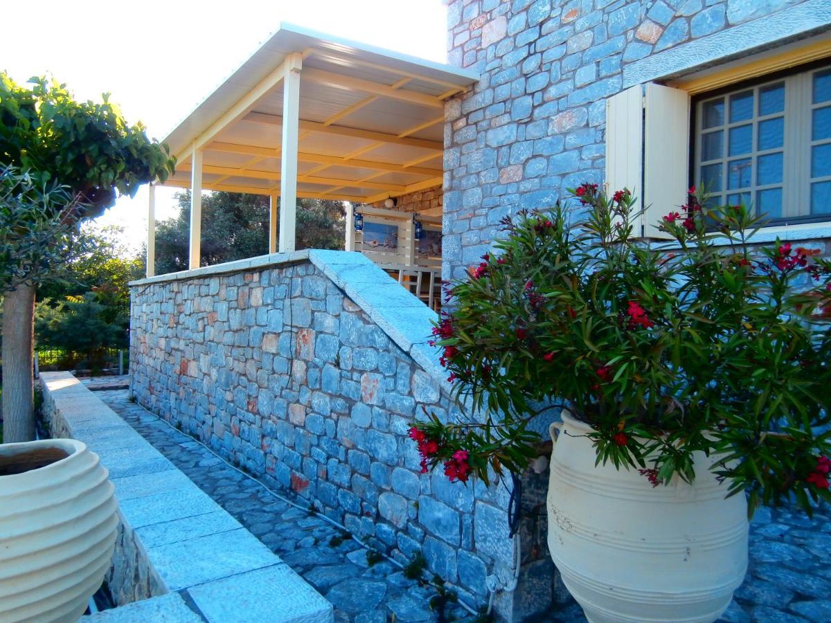 Villa Tzortzakos By Holiday Homes Mavrovoúnion 外观 照片